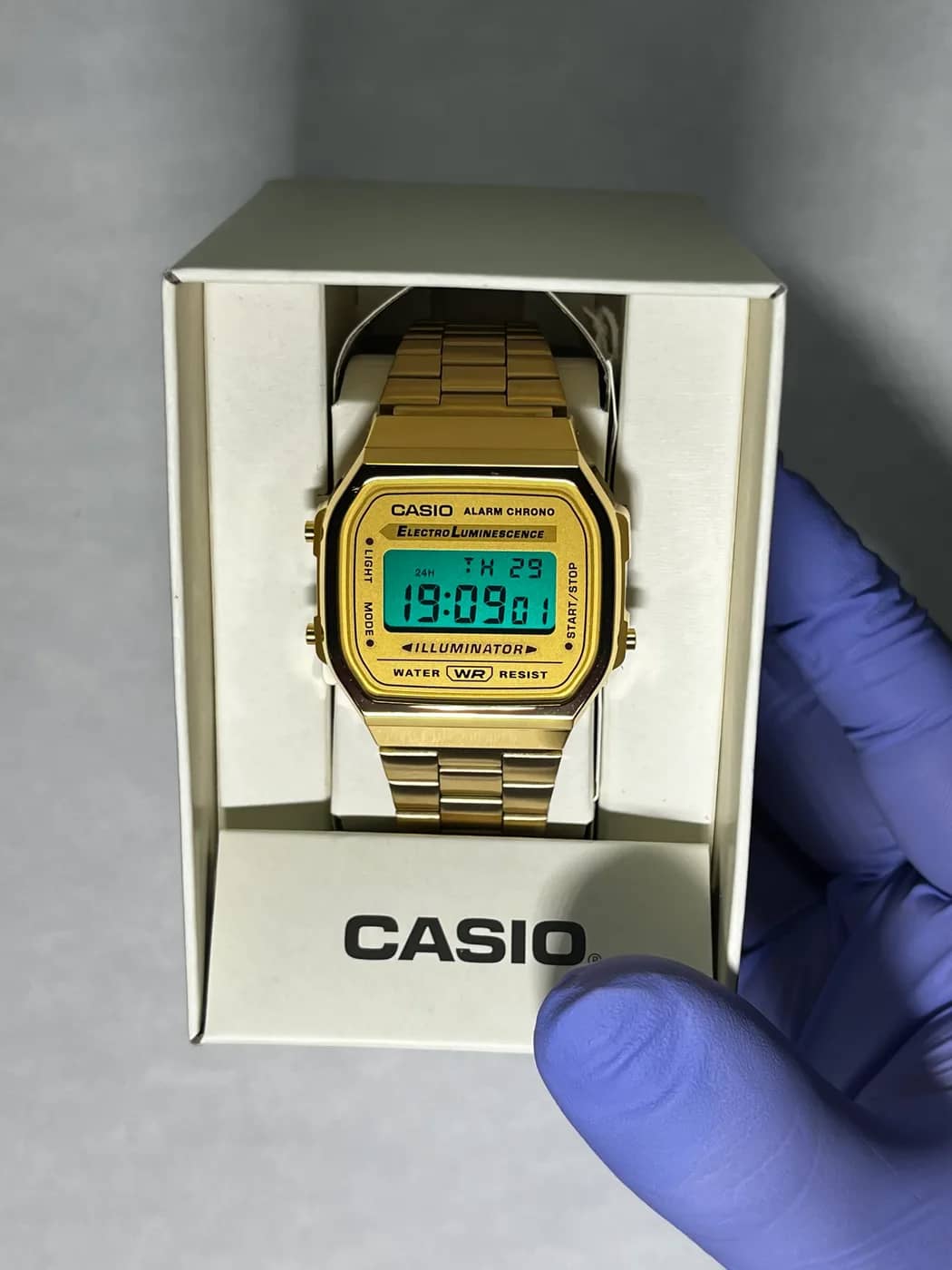 Casio A168WG · Turquesa · Color filter