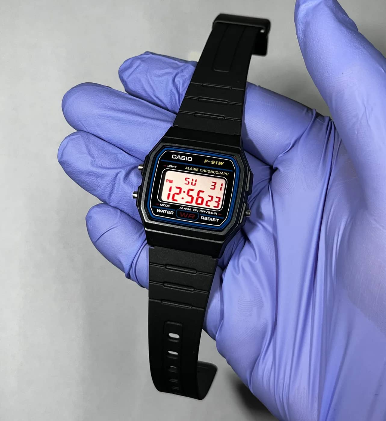 Casio F91W · Redout · Color blackout