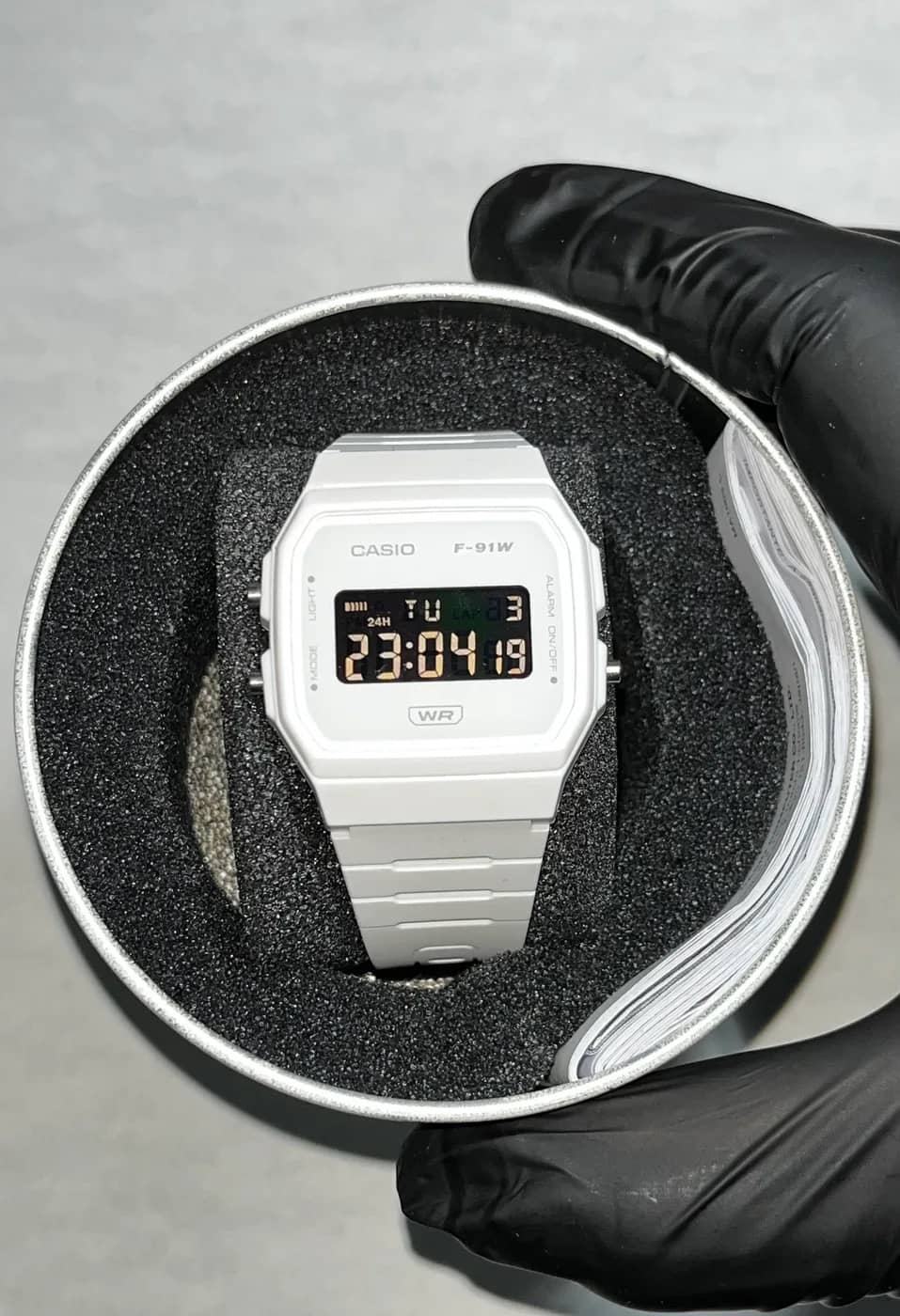 Casio F91WB Blanco · Blackout · Blackout