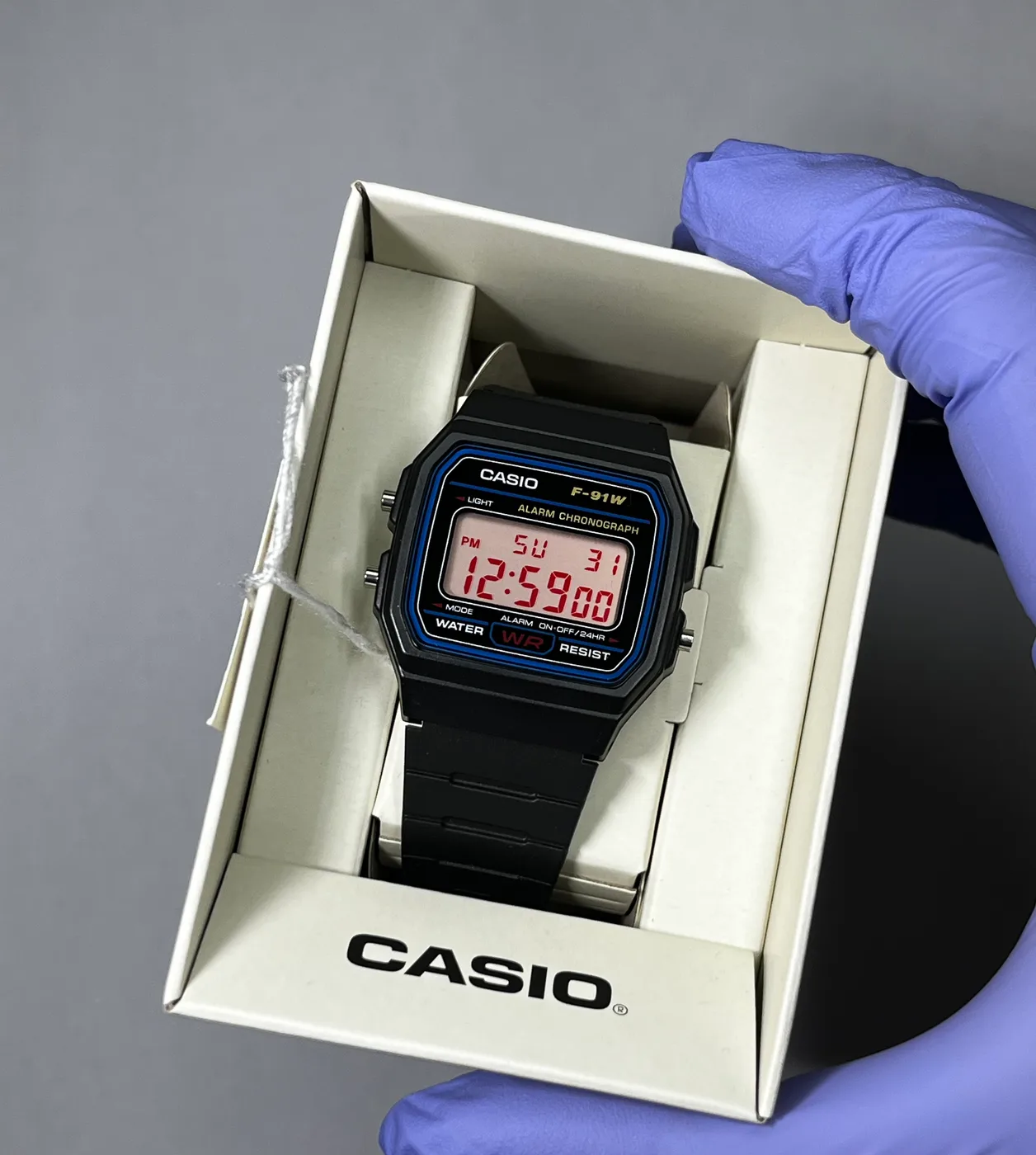 Casio F91W · Redout · Color blackout