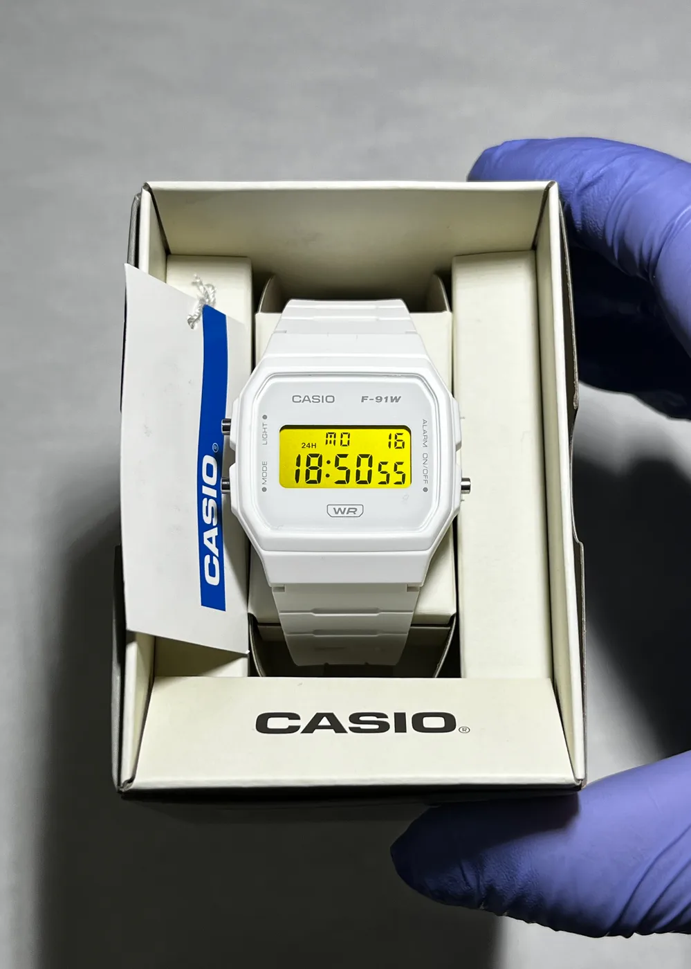 Casio F91WB Blanco · Amarillo · Color filter