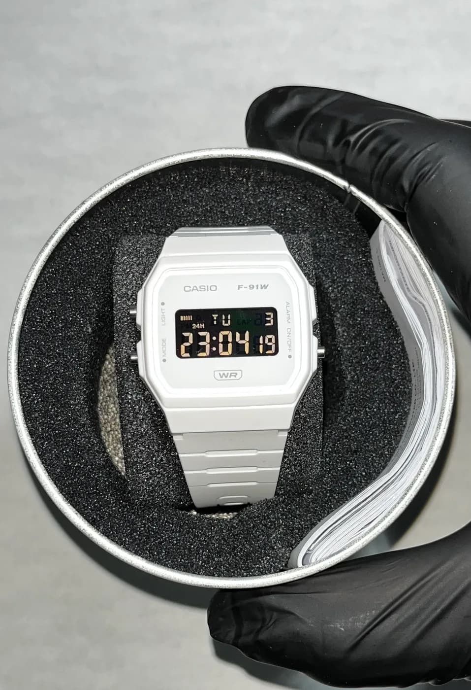 Casio F91WB Blanco · Blackout · Blackout