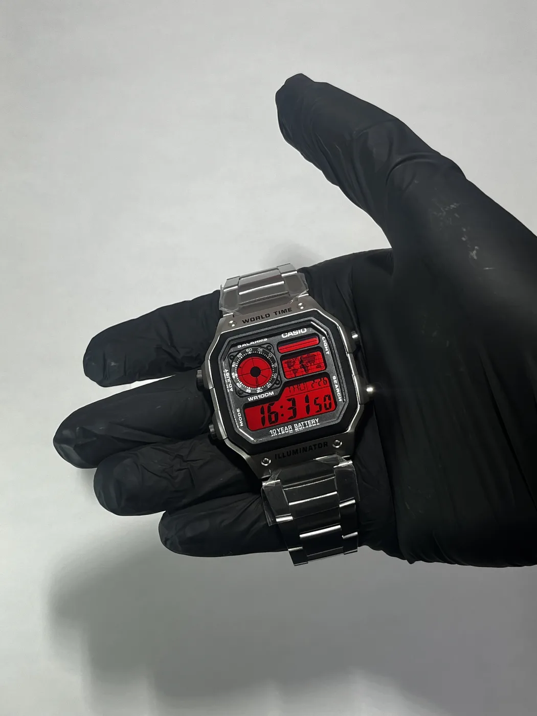 Casio AE1200 · Rojo
