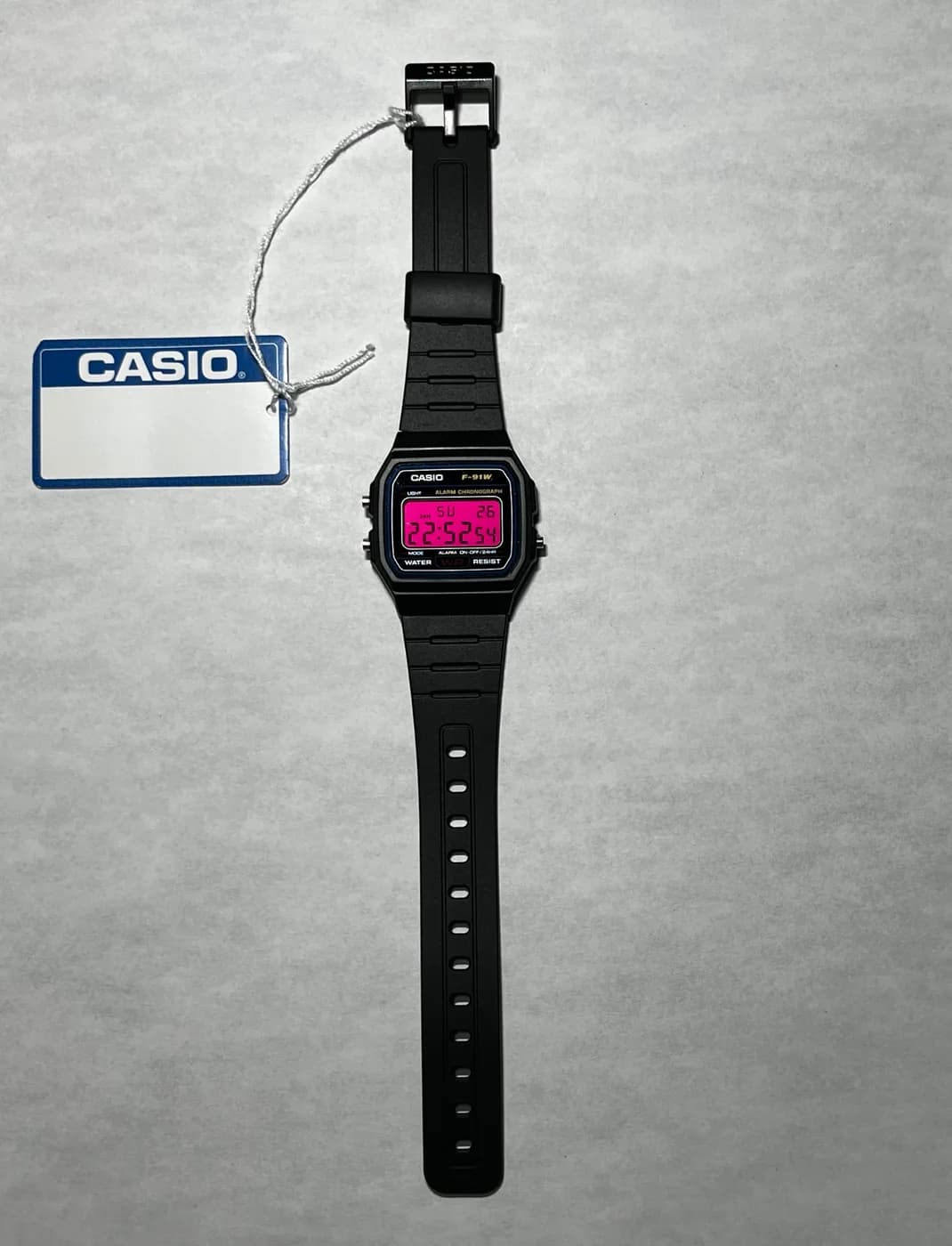 Casio F91W · Rosa Fuerte