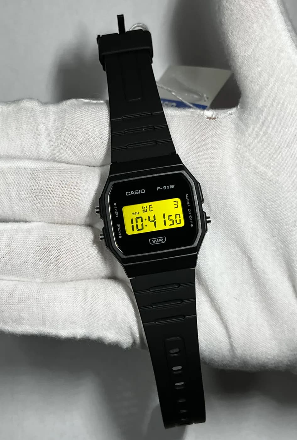 Casio F91WB Negro · Amarillo · Color filter
